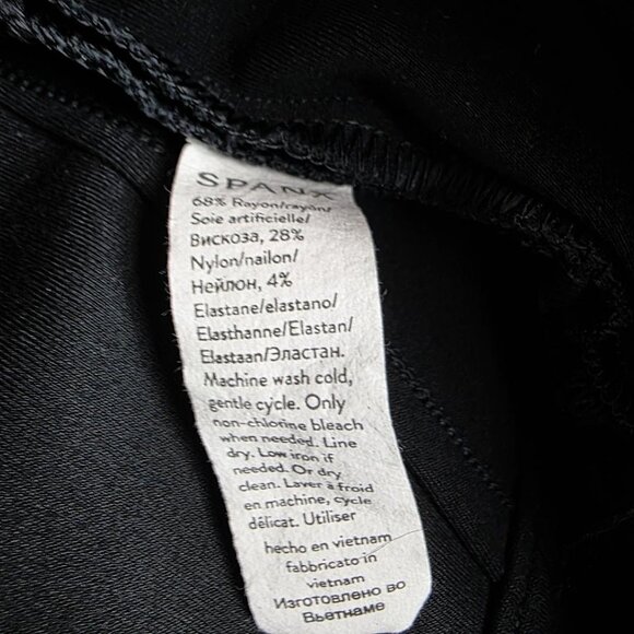 SPANX Perfect Black Zip Back Sleeveless Jumpuit - Picture 9 of 9